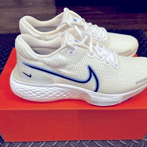 Nike ZoomX Invincible Run Flyknit 2 White University Blue DH5425-100 Sz 7.5 Men - Picture 2 of 8